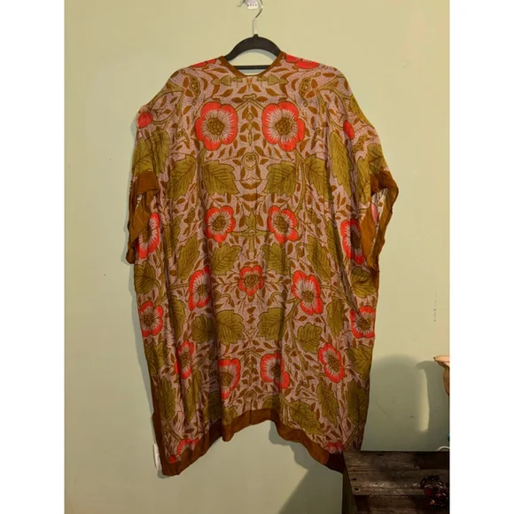 Women's ONEDDER Floral Kimono Olive Green Coral OS - Picture 6 of 6
